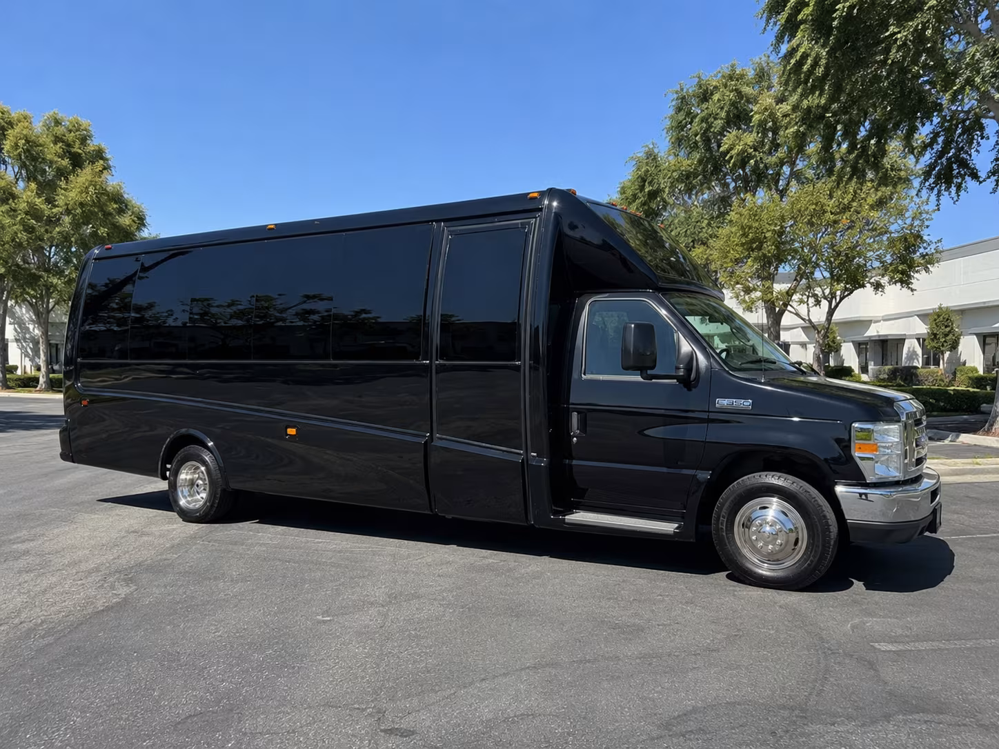 dodgers party bus rental