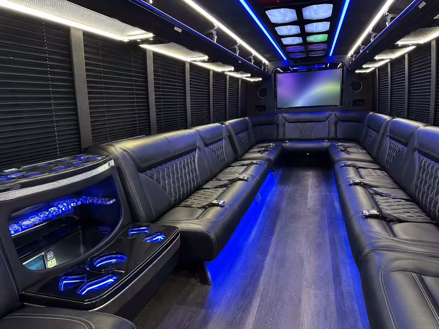 la habra 20 passenger party bus inside