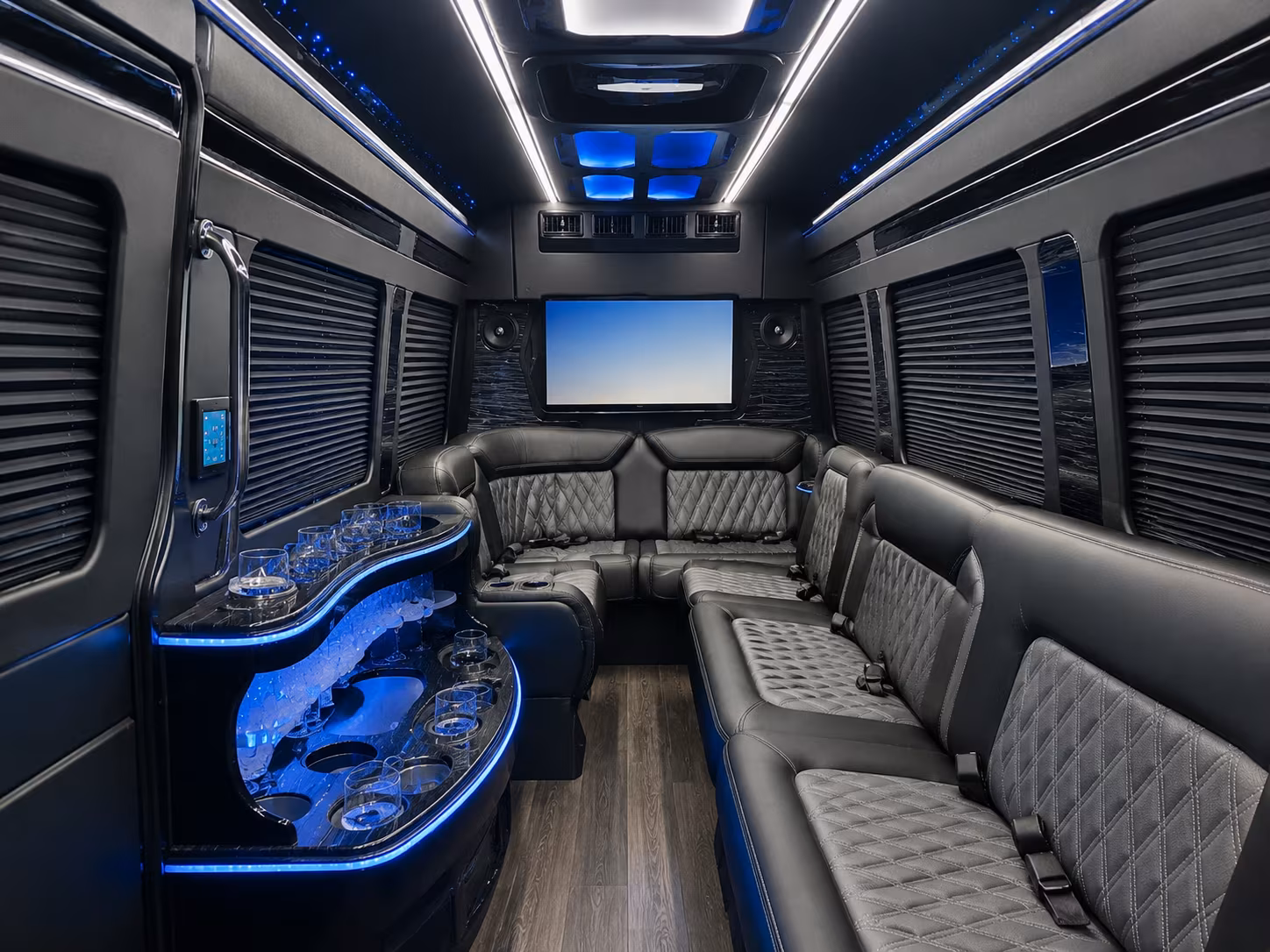 pre prom dinner bus rentals around la habra and brea